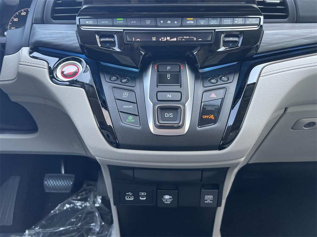 new 2026 Honda Odyssey car, priced at $53,190