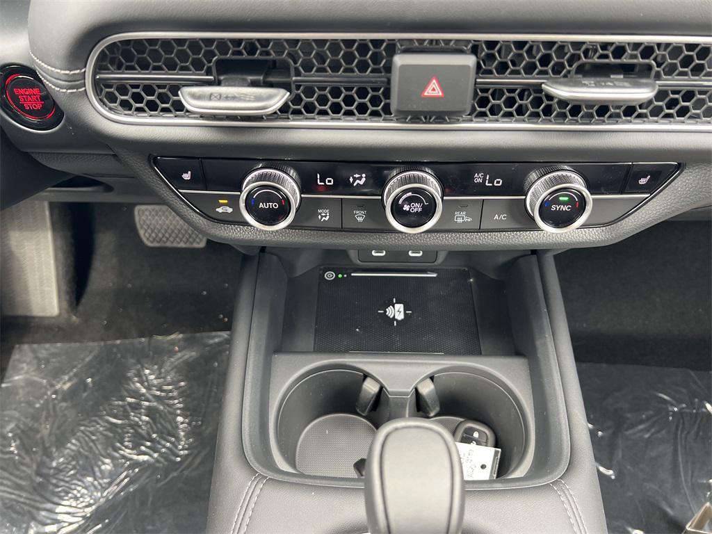 new 2026 Honda HR-V car, priced at $33,000