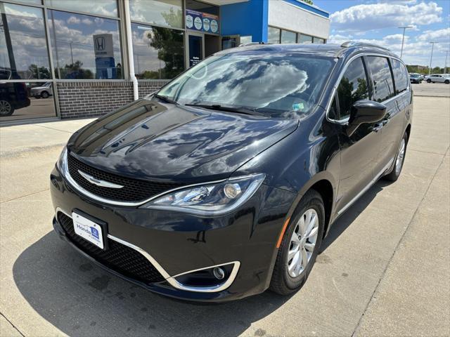 used 2018 Chrysler Pacifica car, priced at $22,371