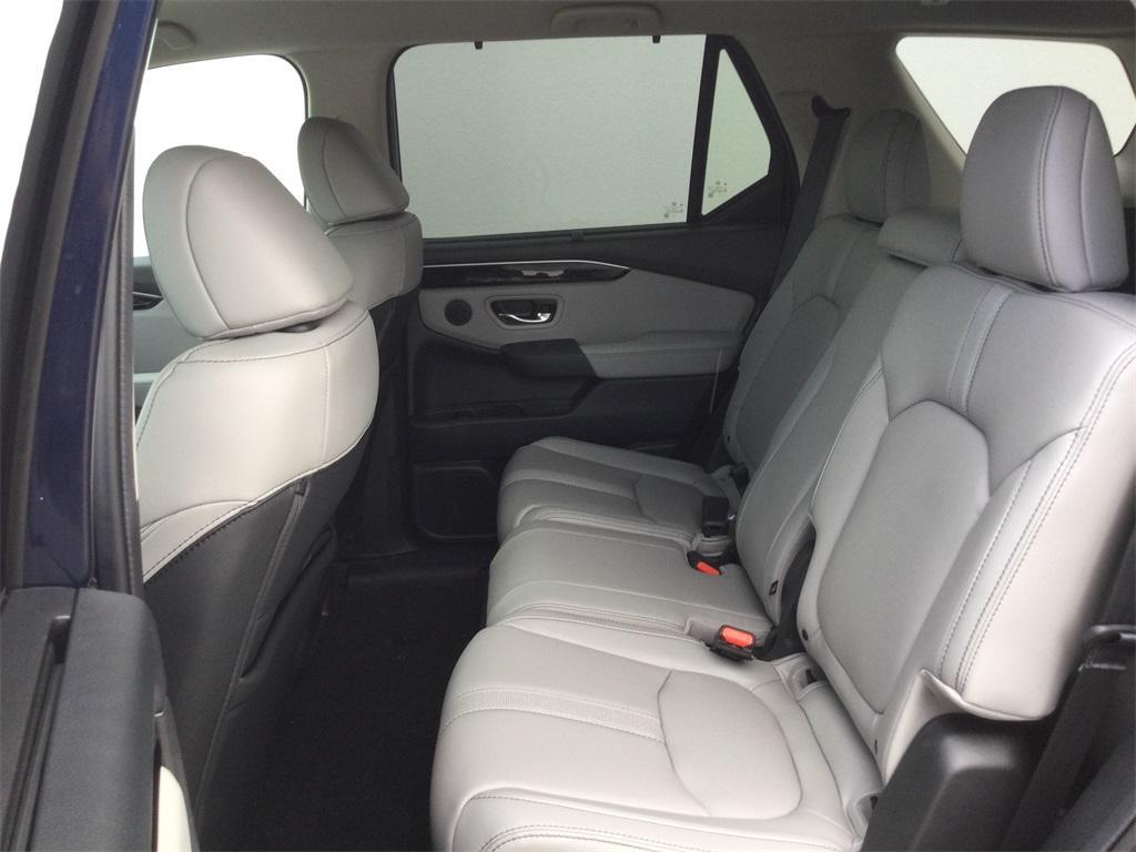 new 2025 Honda Pilot car, priced at $47,825