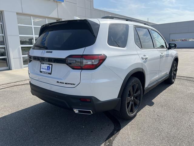 new 2025 Honda Pilot car, priced at $57,215