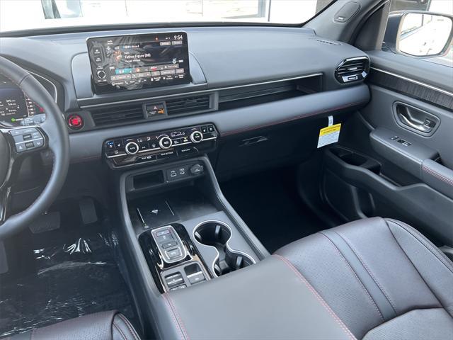 new 2025 Honda Pilot car, priced at $57,215