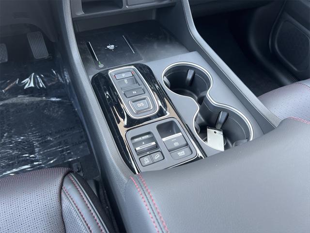 new 2025 Honda Pilot car, priced at $57,215