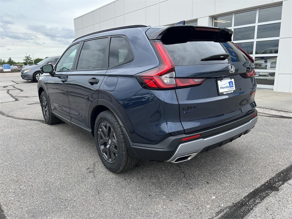 new 2026 Honda CR-V Hybrid car, priced at $40,250