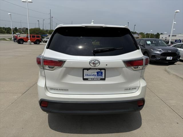 used 2016 Toyota Highlander car, priced at $16,900
