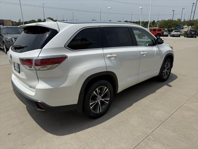 used 2016 Toyota Highlander car, priced at $16,900