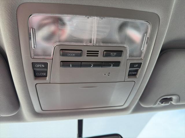 used 2016 Toyota Highlander car, priced at $16,900