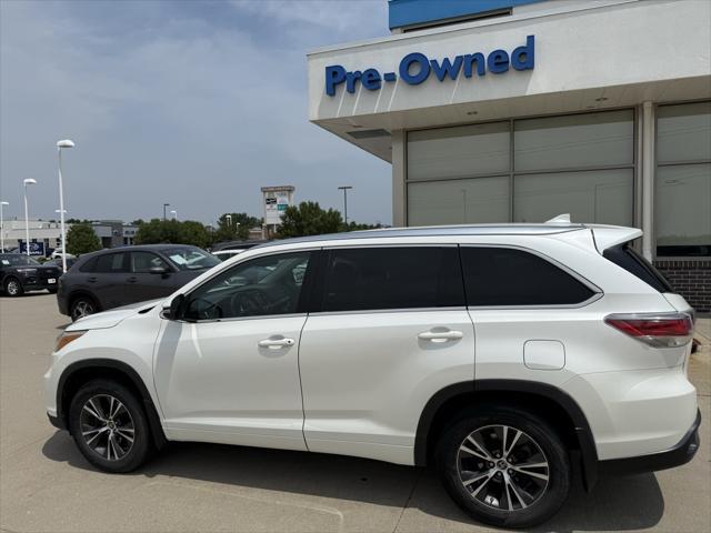 used 2016 Toyota Highlander car, priced at $16,900