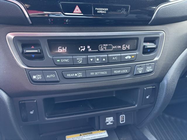 used 2022 Honda Pilot car, priced at $39,991
