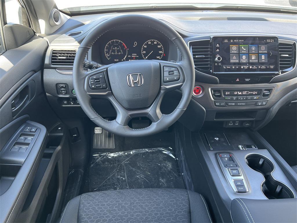 new 2025 Honda Ridgeline car, priced at $44,035