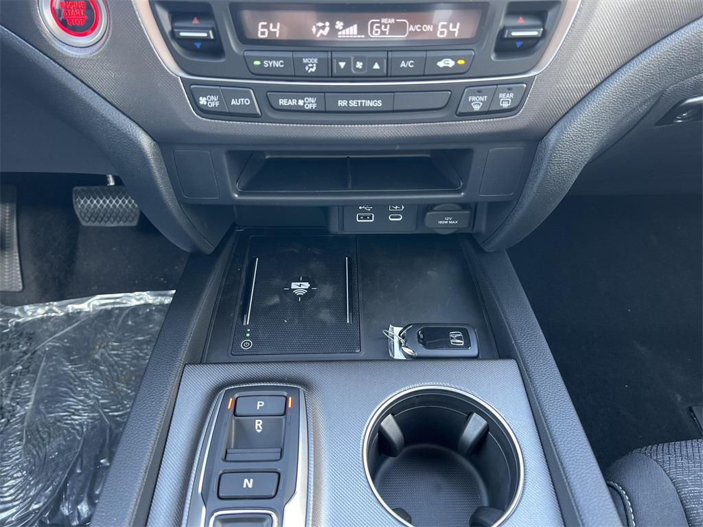 new 2025 Honda Ridgeline car, priced at $44,035