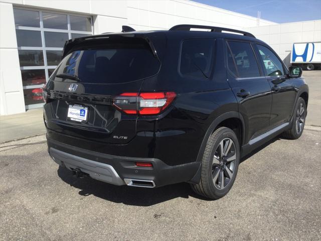 new 2025 Honda Pilot car, priced at $54,530
