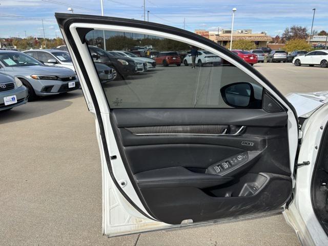 used 2022 Honda Accord Hybrid car, priced at $27,591