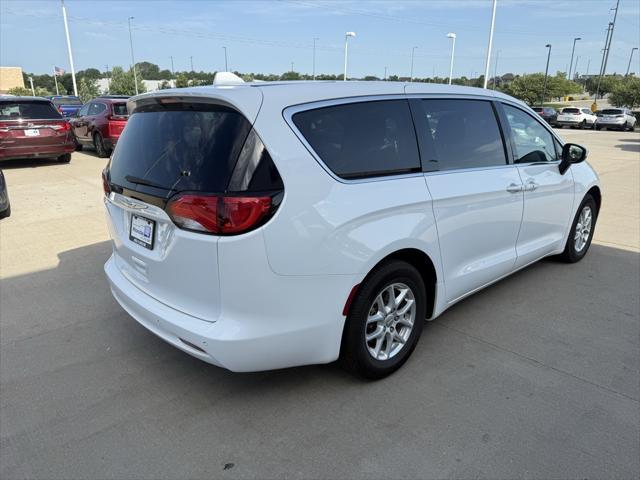 used 2017 Chrysler Pacifica car, priced at $17,300
