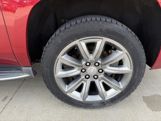 used 2015 Chevrolet Suburban car, priced at $15,900