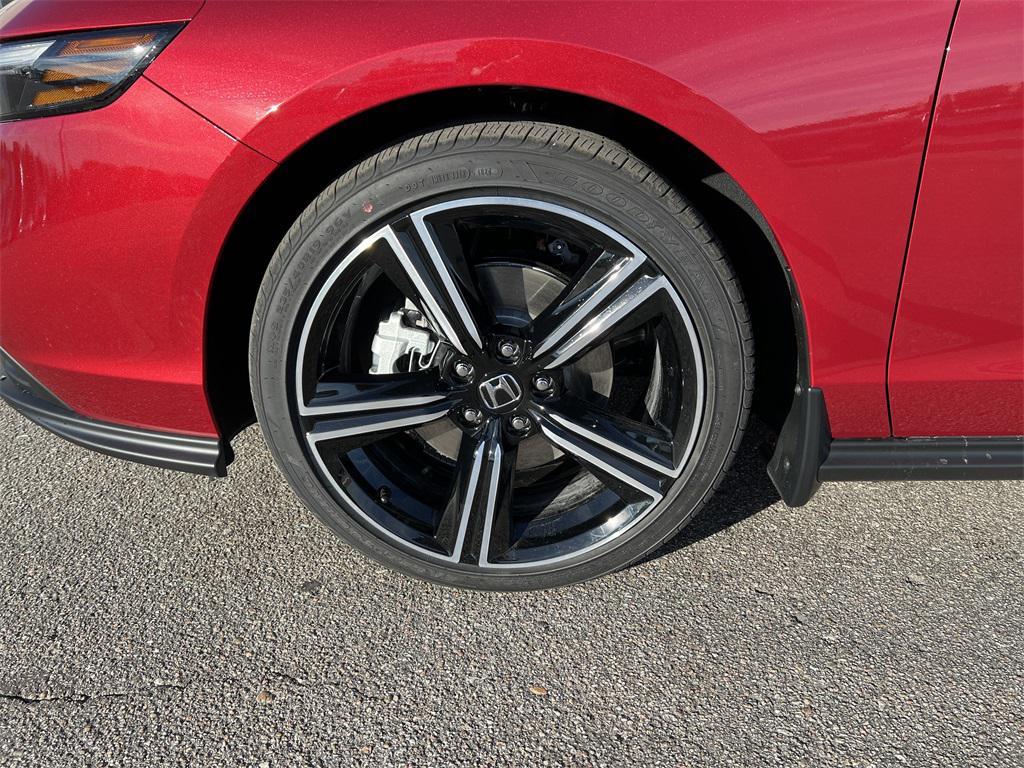 new 2025 Honda Accord Hybrid car, priced at $35,260