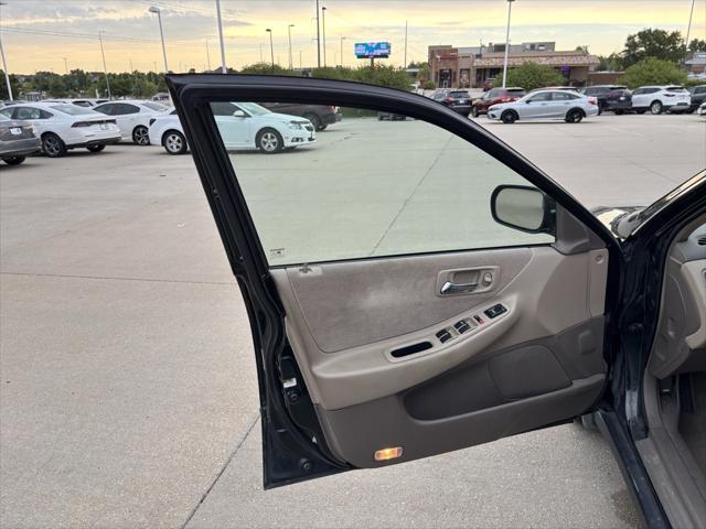 used 1998 Honda Accord car, priced at $6,700