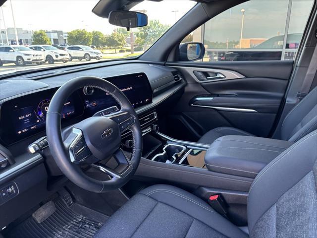 used 2024 Chevrolet Traverse car, priced at $43,971