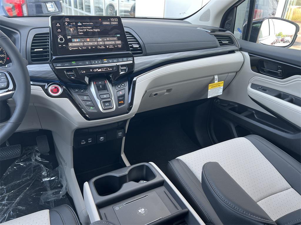 new 2026 Honda Odyssey car, priced at $53,190