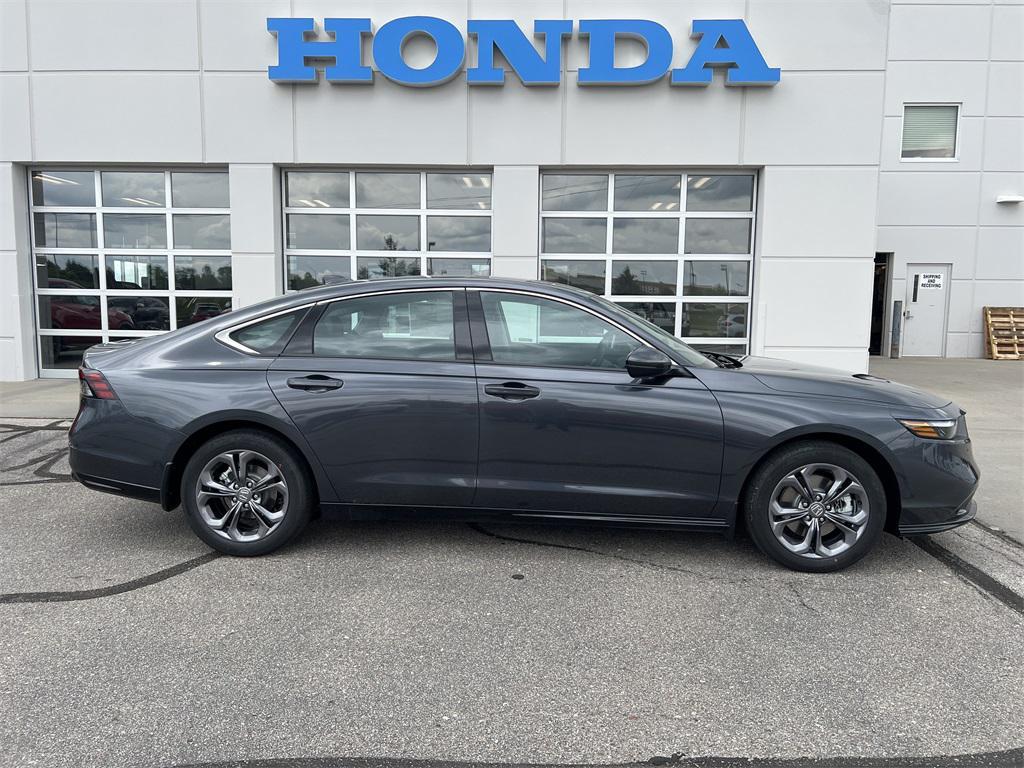 new 2025 Honda Accord Hybrid car, priced at $36,090