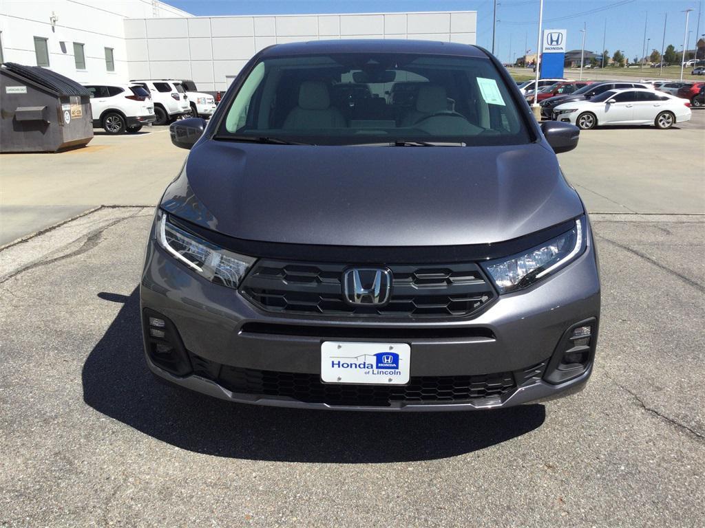new 2026 Honda Odyssey car, priced at $44,290