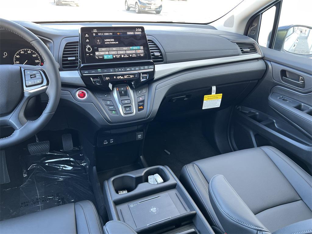 new 2026 Honda Odyssey car, priced at $44,290