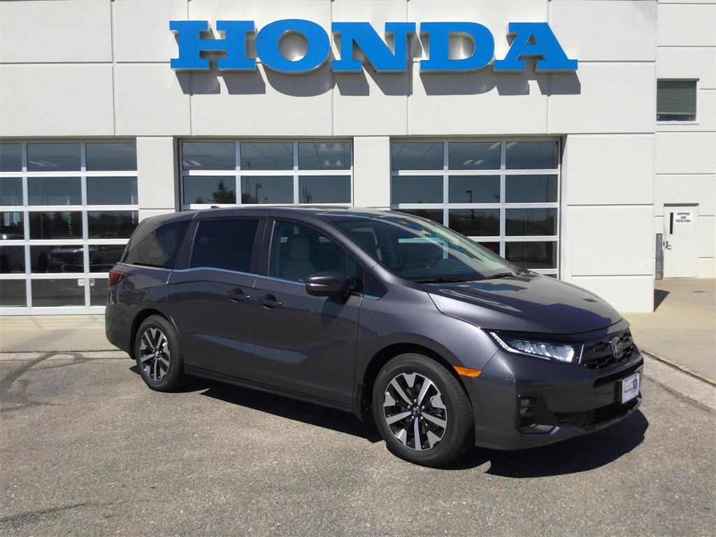new 2026 Honda Odyssey car, priced at $44,290