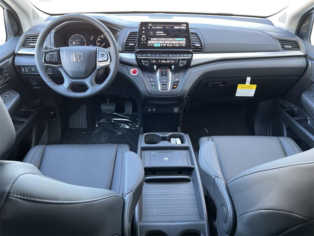 new 2026 Honda Odyssey car, priced at $44,290