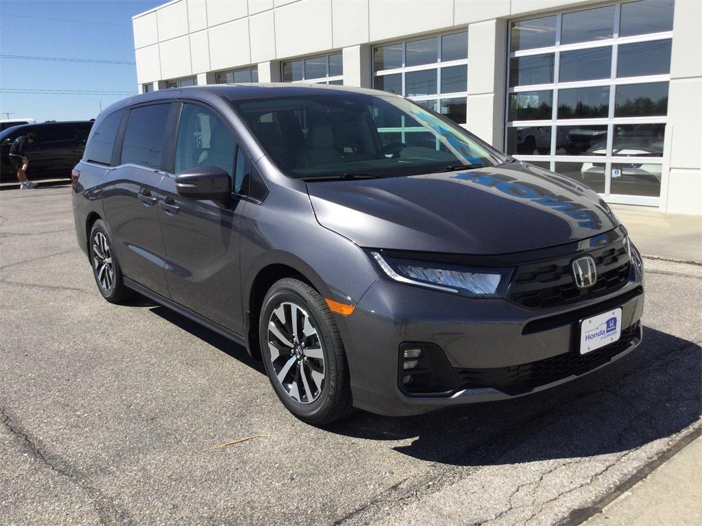 new 2026 Honda Odyssey car, priced at $44,290