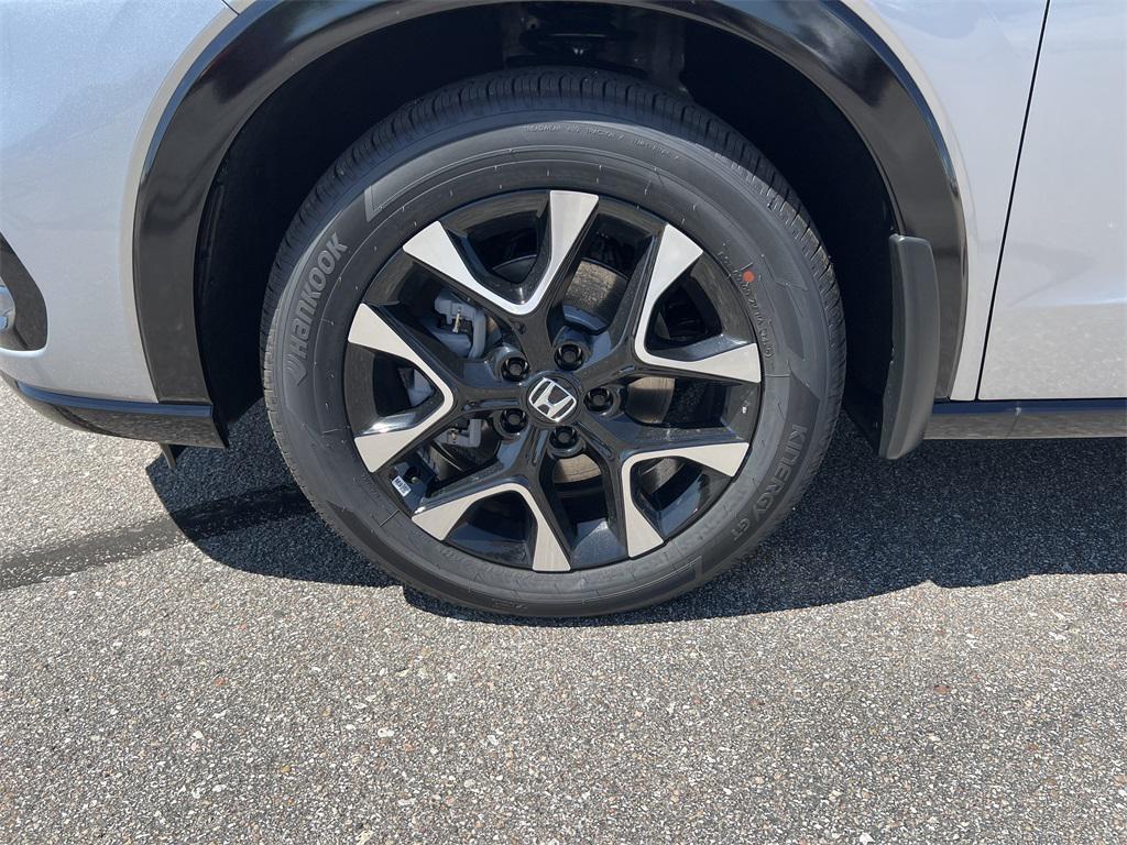 new 2026 Honda HR-V car, priced at $33,000