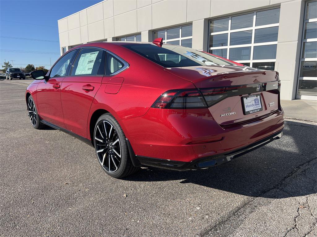 new 2025 Honda Accord Hybrid car, priced at $40,905