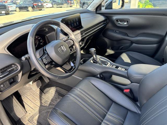 used 2025 Honda HR-V car, priced at $31,381