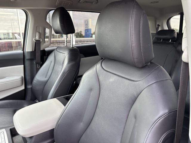 used 2023 Kia Carnival car, priced at $29,431
