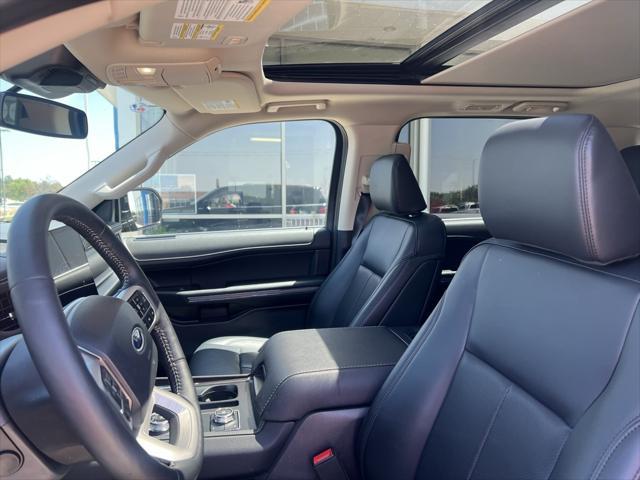 used 2024 Ford Expedition car, priced at $61,431