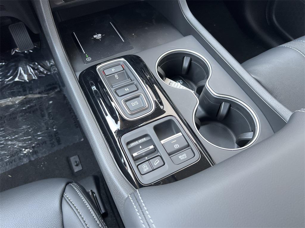 new 2025 Honda Pilot car, priced at $49,569