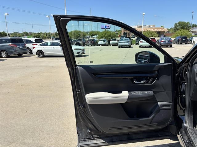 used 2025 Honda CR-V car, priced at $35,991