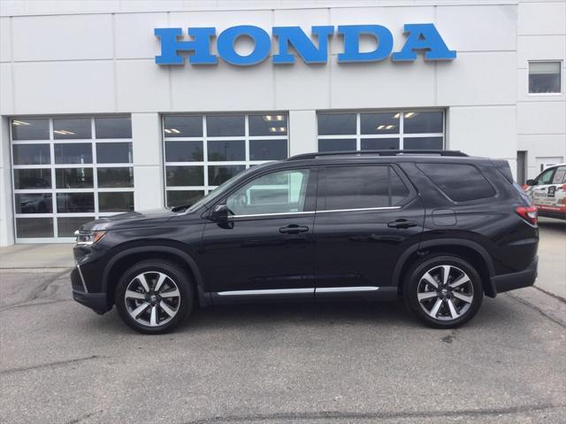 new 2025 Honda Pilot car, priced at $50,995