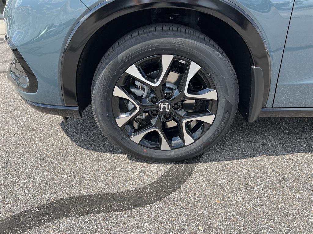 new 2026 Honda HR-V car, priced at $33,455