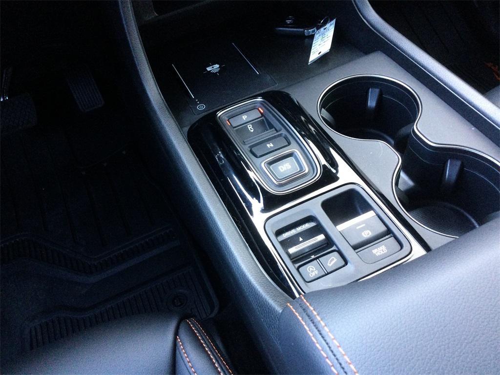 new 2025 Honda Pilot car, priced at $51,350