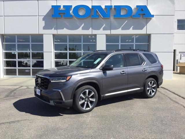 new 2025 Honda Pilot car, priced at $54,530