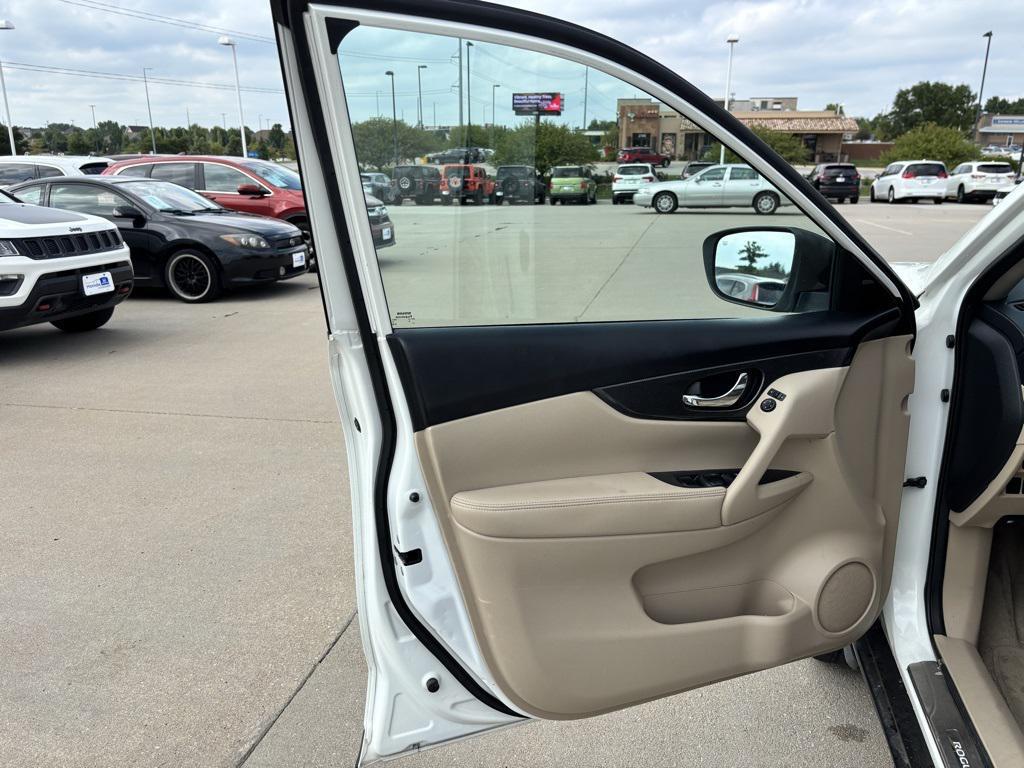 used 2014 Nissan Rogue car, priced at $8,700