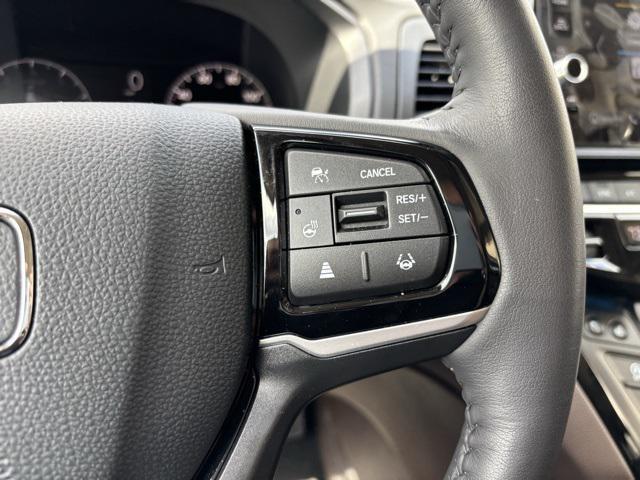 used 2025 Honda Odyssey car, priced at $51,595