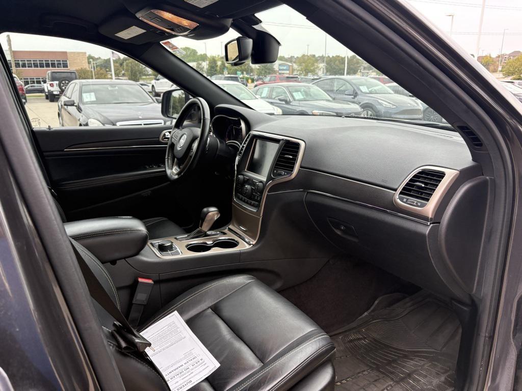 used 2016 Jeep Grand Cherokee car, priced at $14,400