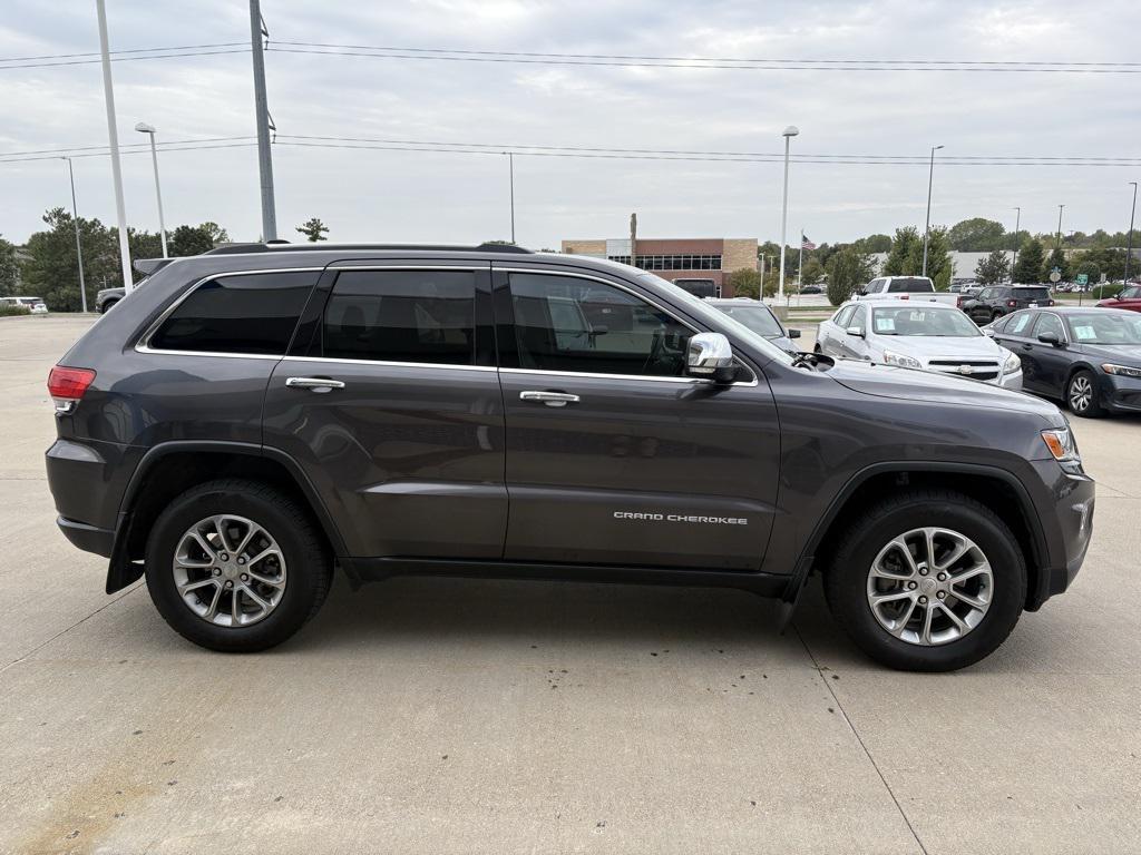 used 2016 Jeep Grand Cherokee car, priced at $14,400