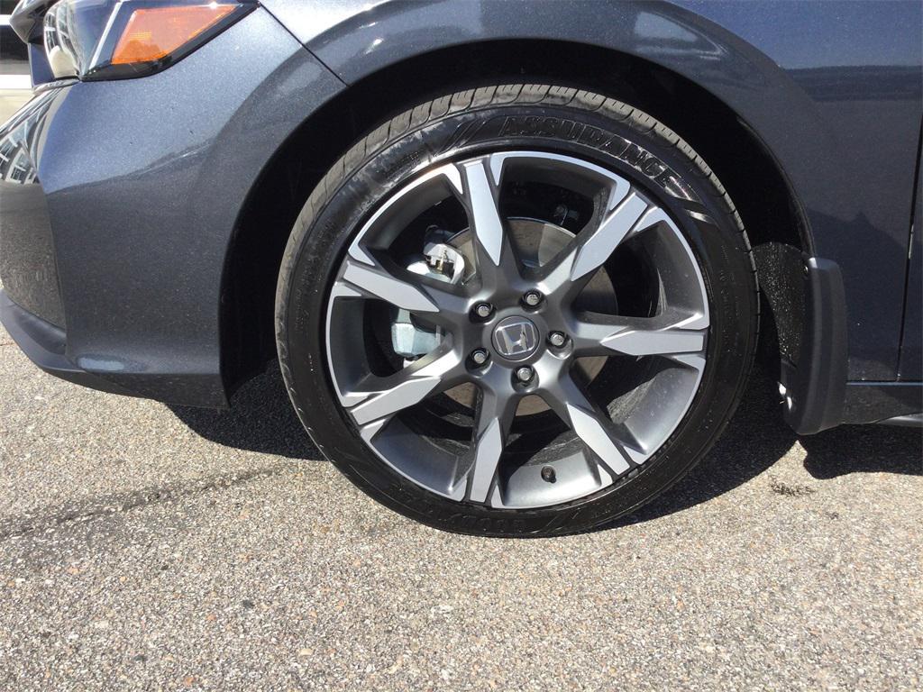 new 2026 Honda Civic Hybrid car, priced at $34,690