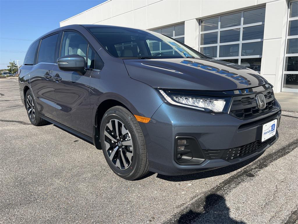 new 2026 Honda Odyssey car, priced at $44,290