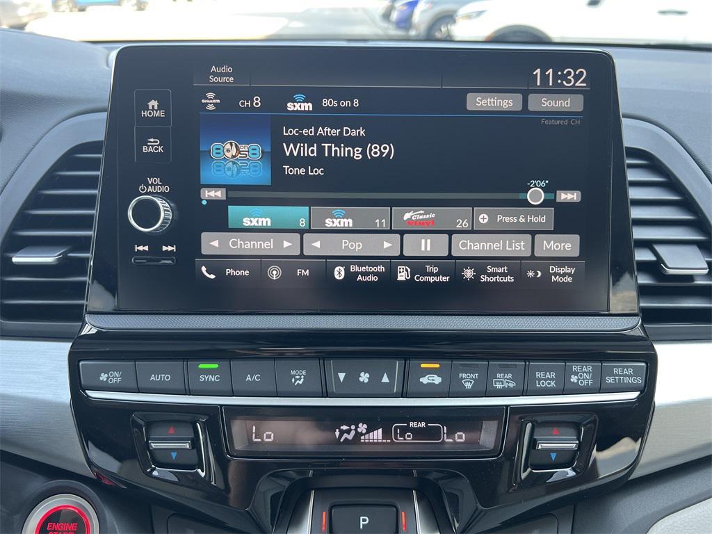 new 2026 Honda Odyssey car, priced at $44,290