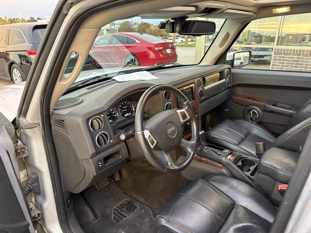 used 2010 Jeep Commander car, priced at $10,900