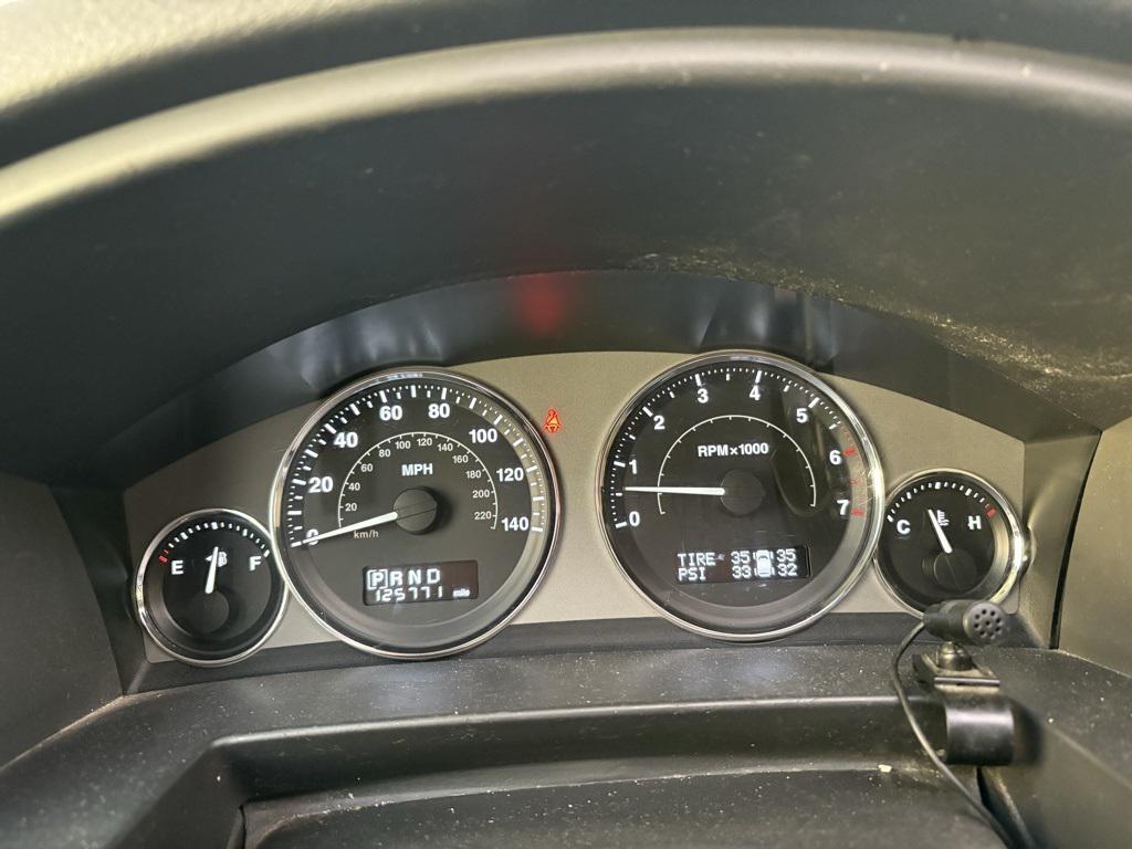 used 2010 Jeep Commander car, priced at $10,900