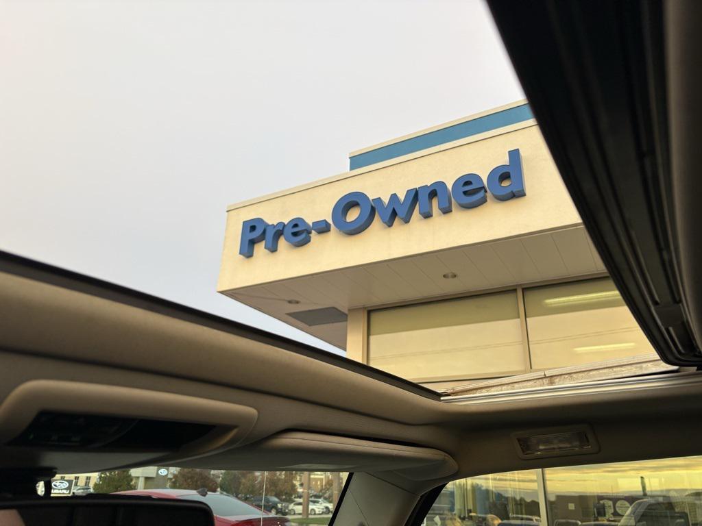 used 2010 Jeep Commander car, priced at $10,900